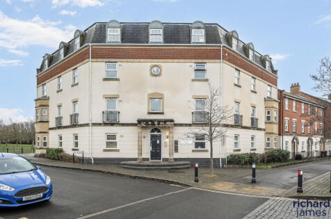 Redhouse Way, Swindon, SN25