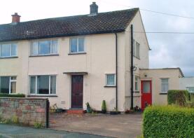 96, Caegwyn Isaf, Llanidloes SY18 6DU