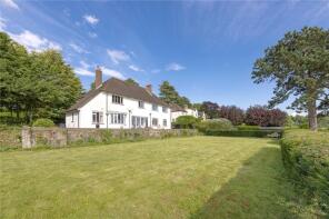 Charter House, Park View Road, Woldingham CR3 7DN