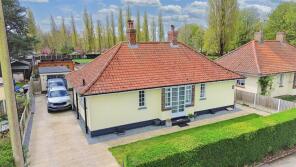 70, Silver Street, Witham CM8 3QF