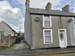 7, Chwaen Terrace, Holyhead Road, Llannerch-y-medd LL71 7AD
