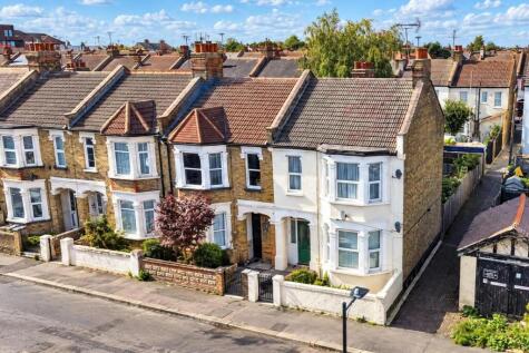 Ronald Park Avenue, Westcliff-On-Sea