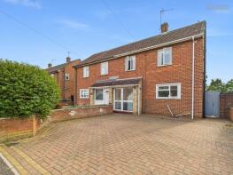 56, Pennine Way, Gunthorpe, Peterborough PE4 7TA