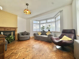 25, Ryhope Road, New Southgate, London N11 1DR