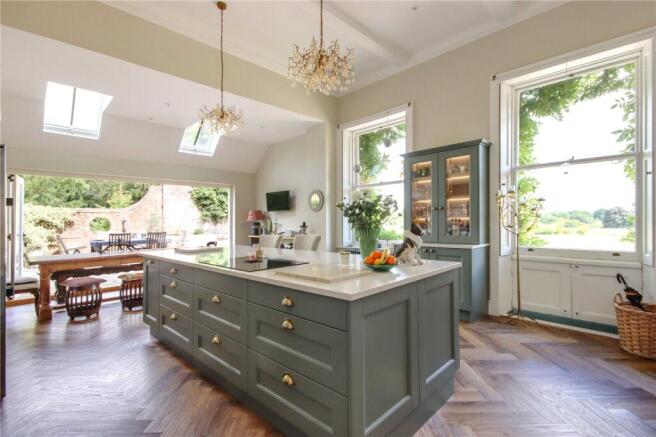 Kitchen/Dining Room