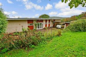 Lothlorien, Havenstreet Main Road, Ryde PO33 4DH