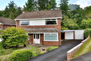 36, Brookfields, Crickhowell NP8 1DJ