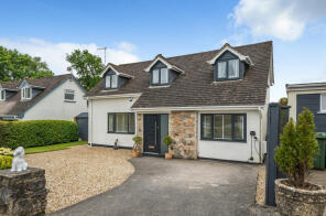 3, Benedicts Road, Newton Abbot TQ12 6JL