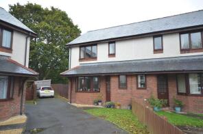 16, Clos Henri, Aberystwyth SY23 4NJ