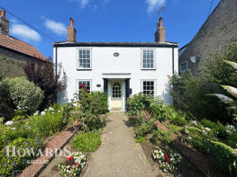 Norfolk House, The Street, Bungay NR35 2SZ