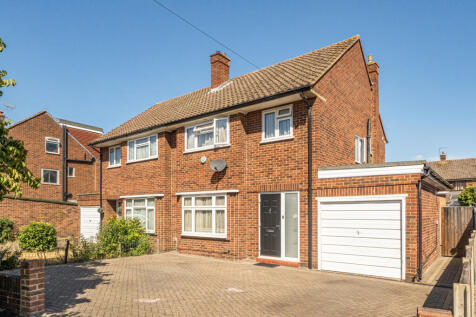 Groveley Road, Sunbury-on-Thames
