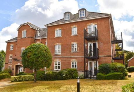 Hillcroft Close, Lymington, SO41