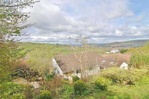 19, Glen Park Crescent, Kingscourt, Stroud GL5 5DT