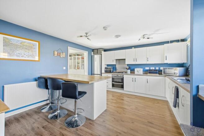 Kitchen / Breakfast