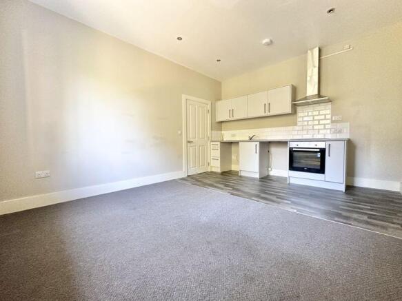 Lounge/Kitchen