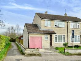 17, Pembroke Green, Lea SN16 9PB