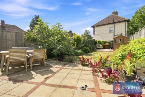 Compton Crescent, White Hart Lane , London, N17