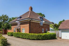 1, Eliot Place, Lingfield RH7 6GD