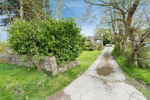 Cuzco, Hill Top Road, Hainworth, Keighley BD21 5QN