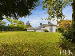 Thornthwaite Vicarage, Braithwaite CA12 5RY