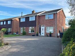 10, Pool Close, Pershore WR10 3EL