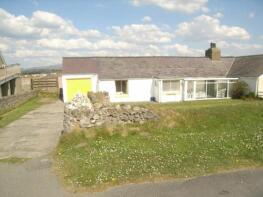 Beach Cottage, Road From Road To Llandwrog To Dinas Dinlle, Caernarfon LL54 5TW