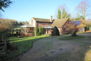 Merrivale, Basingstoke Road, Alresford SO24 9TQ