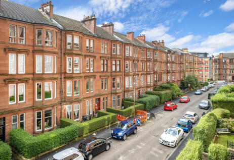 Flat 3/2, 62 Garthland Drive, Dennistoun, Glasgow, G31