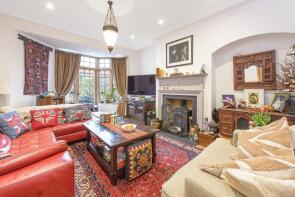 12, Alba Gardens, Golders Green, London NW11 9NR