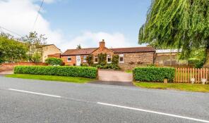 The Dolphins, Moor Road, Thirsk YO7 4AZ