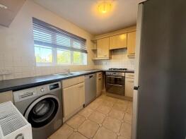 21, Gorseway, Hatfield AL10 9GS