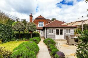 Peony Cottage, Woodlands Road, Hambledon, Godalming GU8 4HN