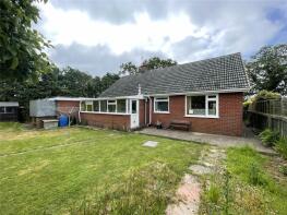 Calhoun, Berghill Lane, Whittington SY11 4PF
