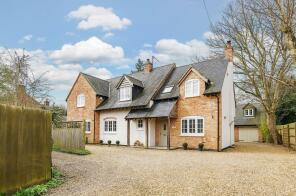 Hazeldean, Main Street, Lutterworth LE17 5QE