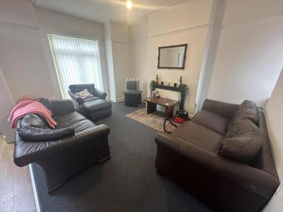 58dbr.lounge.JPG