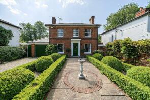 Middle House, The Street, Shurlock Row, Reading RG10 0PS