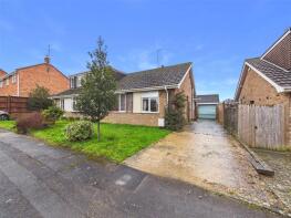 8, Lawn Crescent, Shurdington, Cheltenham GL51 4UR
