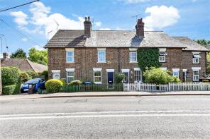 4, Southview Cottages, Newchapel Road, Lingfield RH7 6BJ