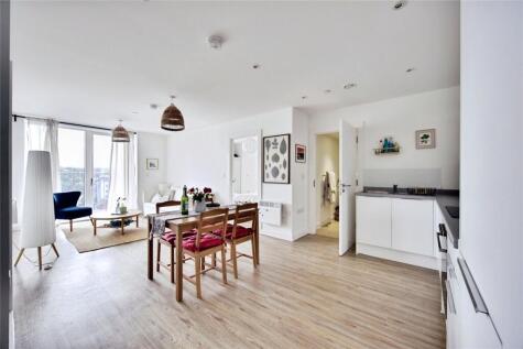 Gillingham Gate Road, Chatham, Kent, ME4
