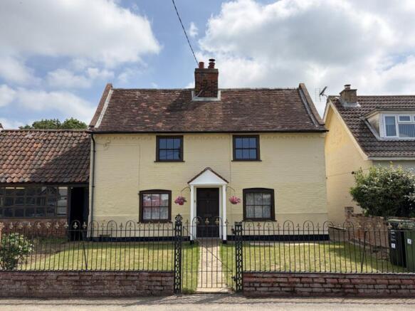 3 Bedroom Cottage for Sale - Bucklesham Road, Kir