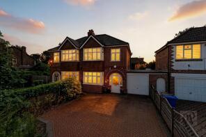 25, Ashfield Road, Davenport, Stockport SK3 8UD