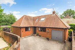 5 Casa Mia, Broadview Close, Binsted, Alton GU34 4NZ