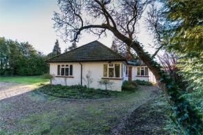 Glenesk, Quickmoor Lane, Kings Langley WD4 9AX