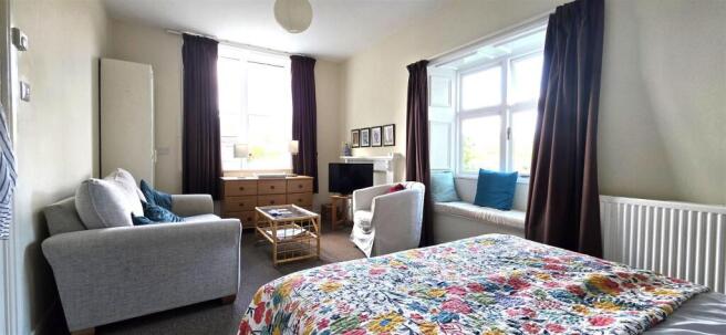 Sitting Room Bedroom.jpg