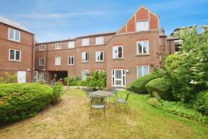 Flat 5, Queens Court, Fetter Lane, York YO1 6EH