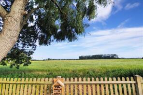 Pebble Gate Cottage, West Hythe Road, Hythe CT21 4NT