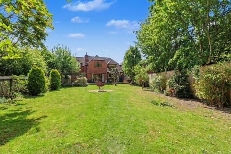 Hawkeridge Road, Yarnbrook