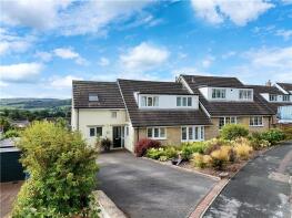 10, Yew Tree Close, Low Bradley, Keighley BD20 9HZ