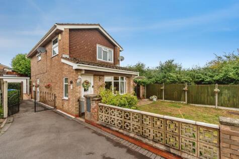 Midhurst Drive, Hednesford, Cannock