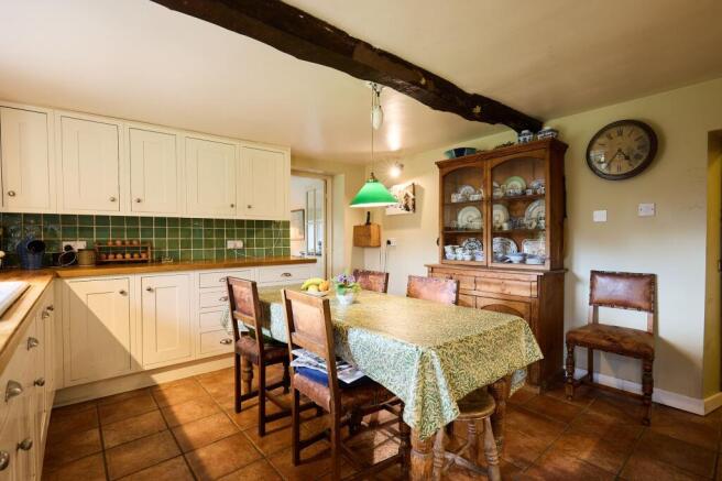 Kitchen/Dining